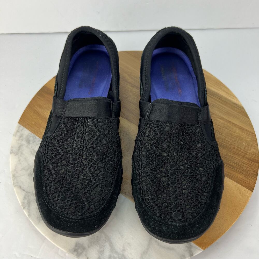 EUC Skechers 7.5  Black Leather Lace Comfort 22517 Womens Slip On Casual Sneaker